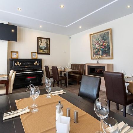 Hotel Mettlacher Hof מראה חיצוני תמונה