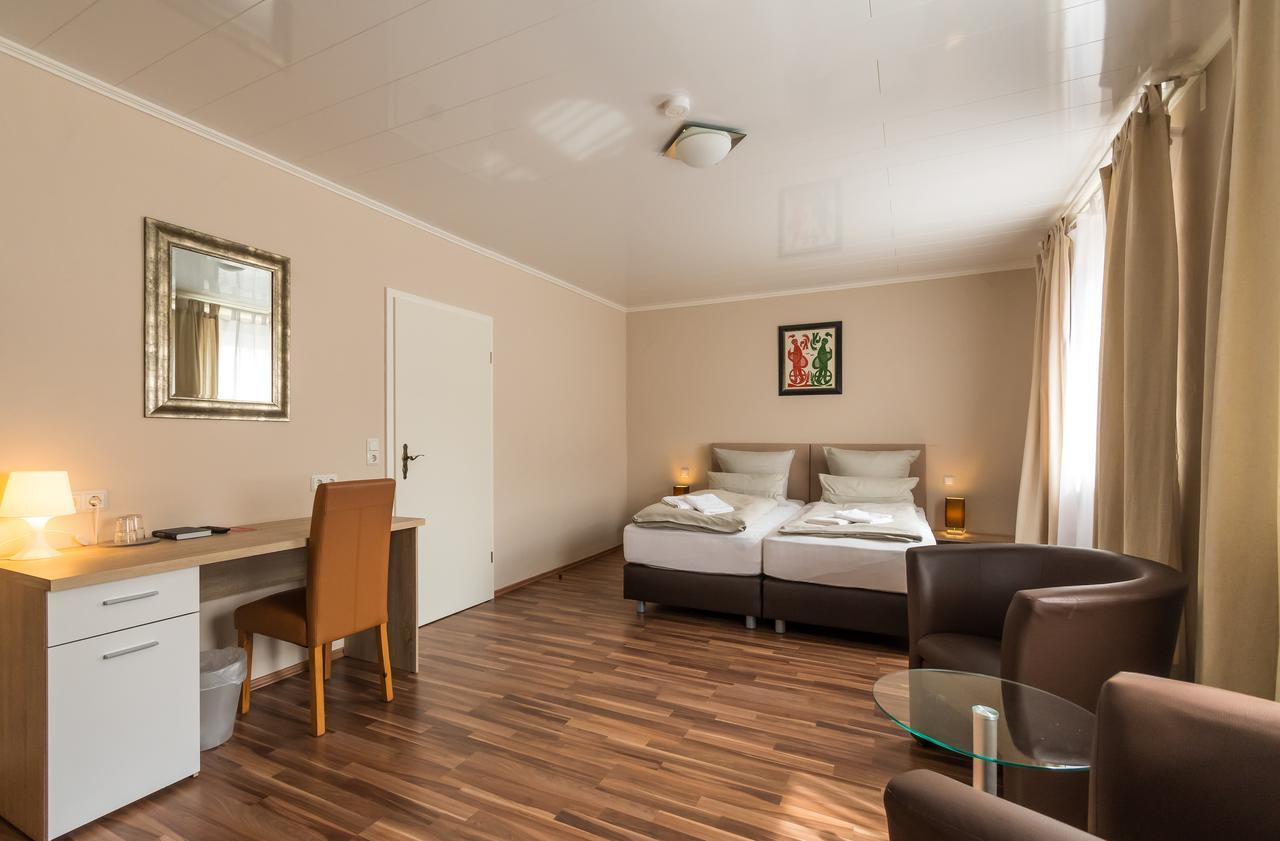Hotel Mettlacher Hof מראה חיצוני תמונה